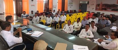 Kanungos and accountants received training on crop cutting experiments.