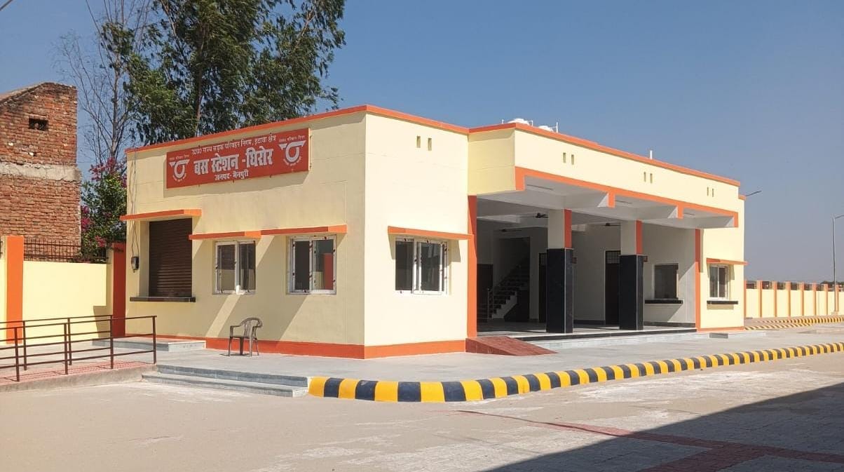Ghiror bus stand is ready, buses start operating