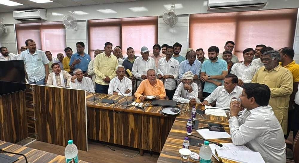 फोटो : सोनीपत के गन्नौर लघु सचिवालय में सेक्टर 7-8 भूमि अधिग्रहण मामले में भू-मालिकों के दावे अ