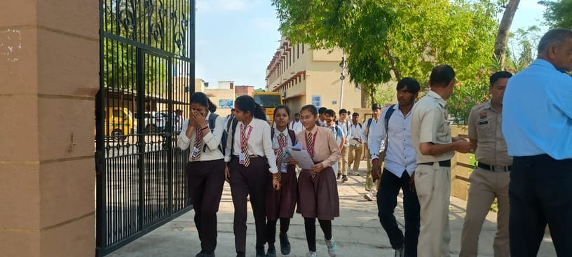 Haryana Board... Grammar questions confused students in 12th Hindi exam
