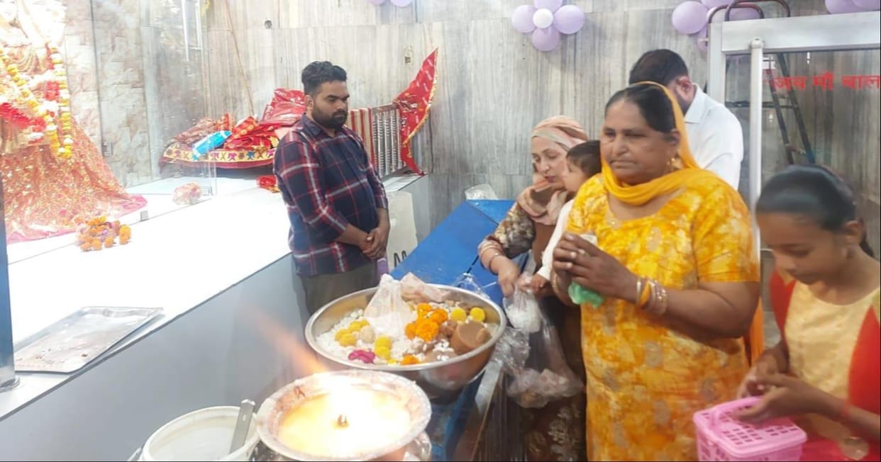 Devotees thronged the temple on the sixth Navratri