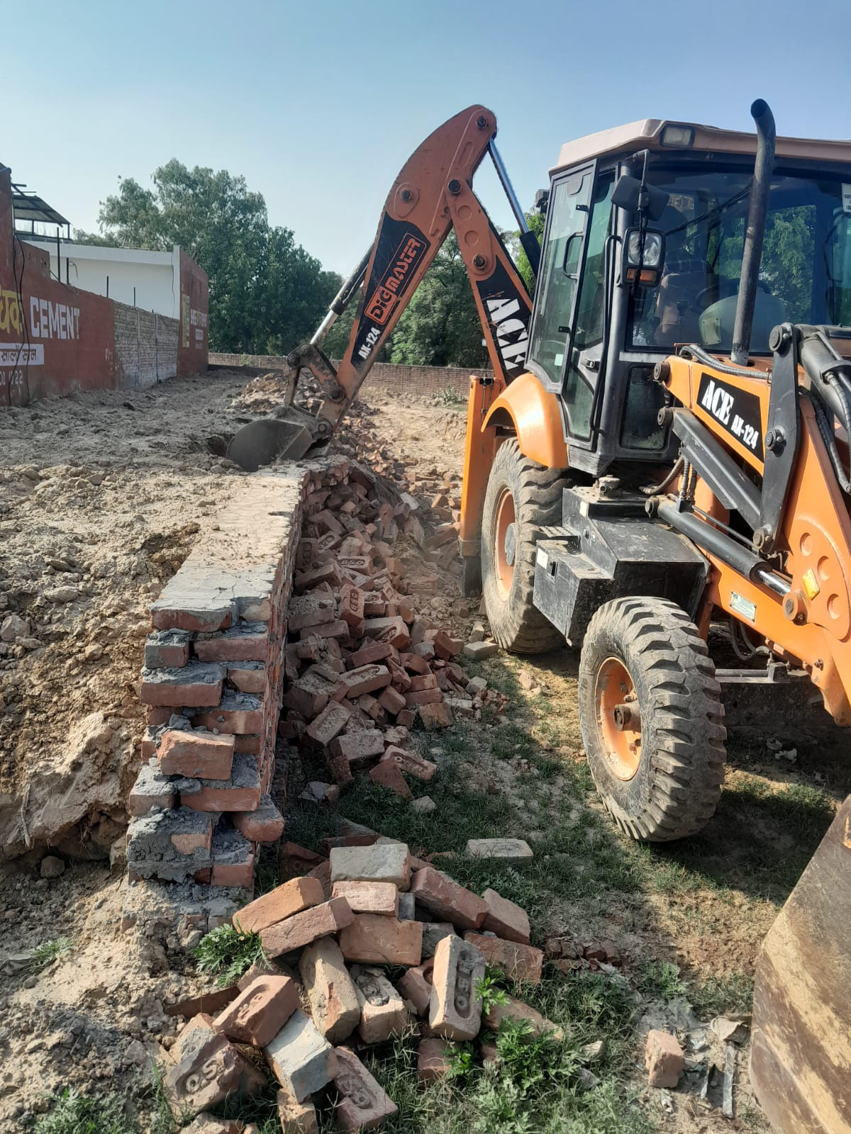 Bulldozers run on two illegal colonies