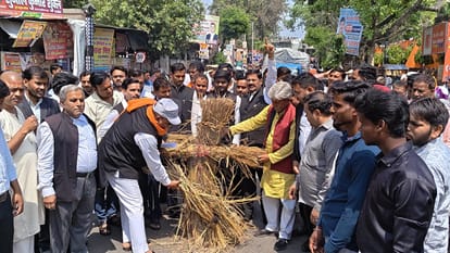 CM Takes Strict Action Over Vandalism of Martyrs Statues two suspended in Shahjahanpur
