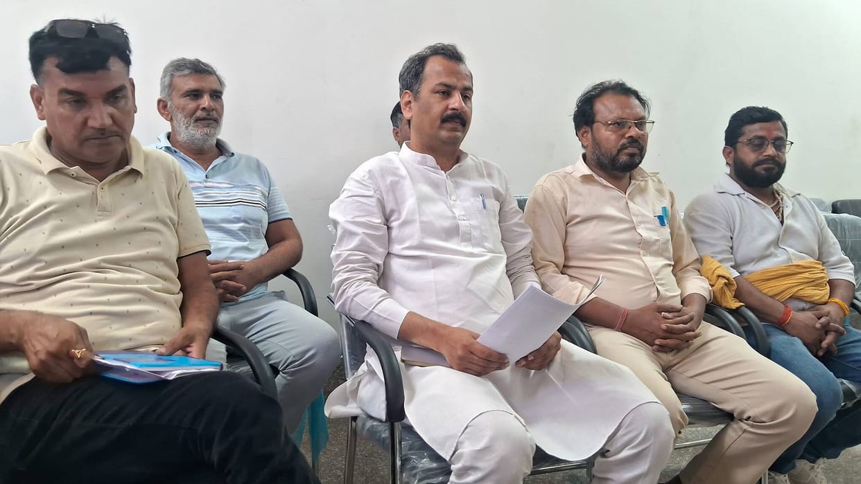 Councillors allege that games are being played in the name of cleanliness.