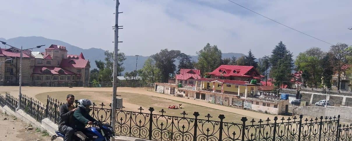 राज्य स्तरीय देवता मेला जोगिंद्रनगर के लिए आरक्षित मेला स्थल। स्रोत जागरूक पाठक