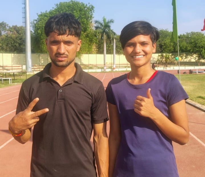Kanchan and Sachin hoisted the flag in the state-level competition