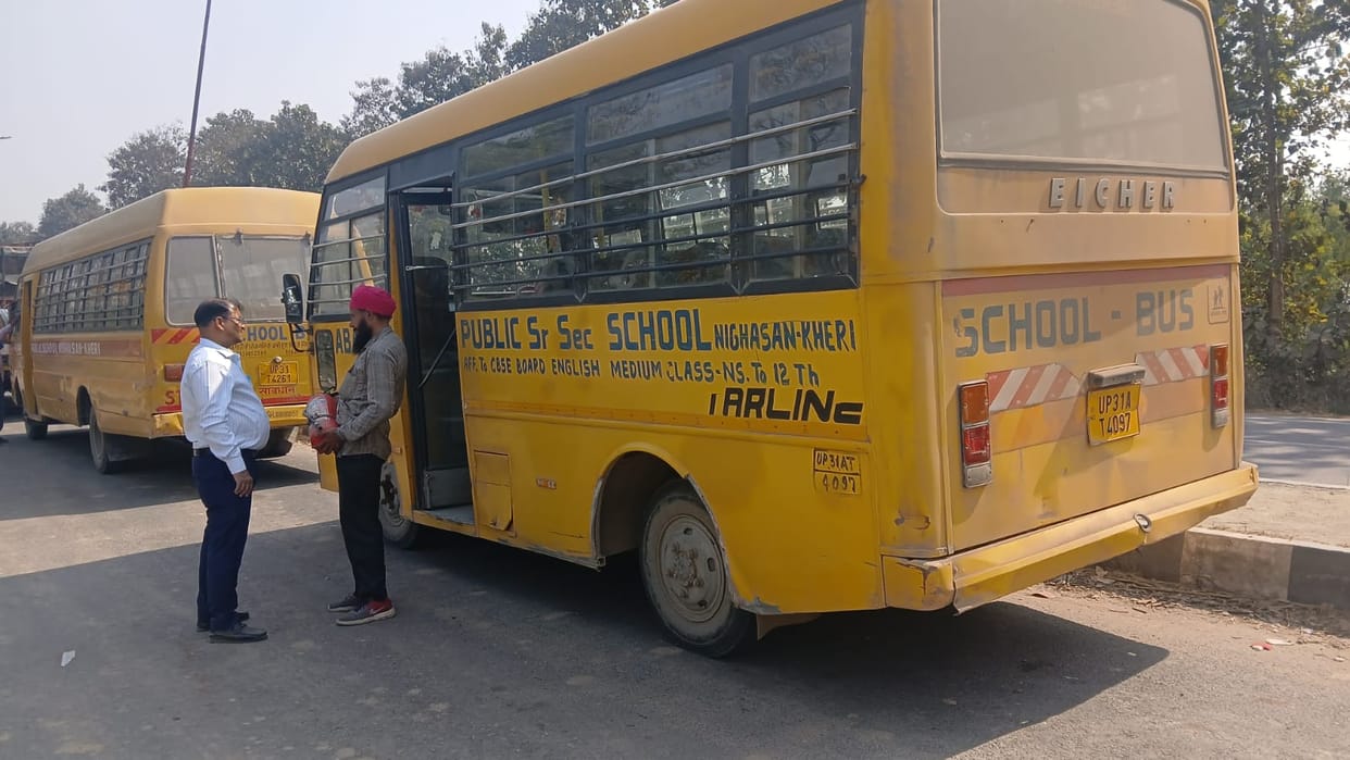 Brakes on 48 15-year-old school vehicles, RC suspended