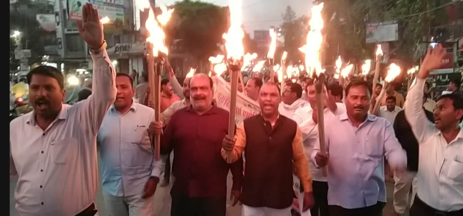 पूरे प्रदेश में निकलेगा मशाल जुलूस।