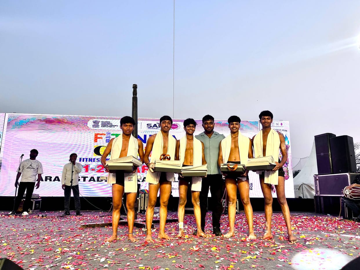 Agra's Mallakhamb players performed brilliantly at the Fit India Carnival