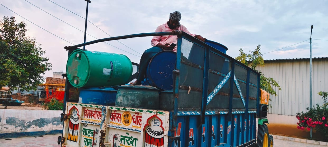 Crowds gathered at petrol and diesel pumps in Bhuna, diesel ran out at two places