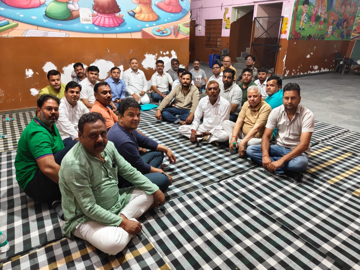 Discussion on the new head post in the meeting of Dharuhera Brahmin Sabha