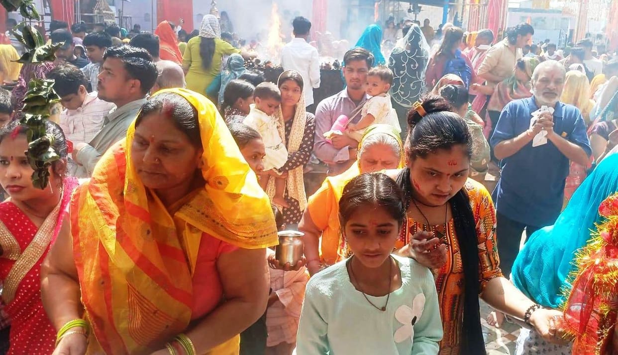 Mahagauri worship on Durgashtami, temple resounds with chants