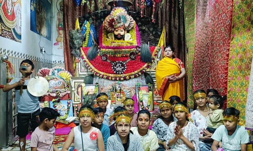 फोटो22कासगंज के खाटू श्याम मंदिर में किया गया कन्या व लांगुर पूजन। संवाद