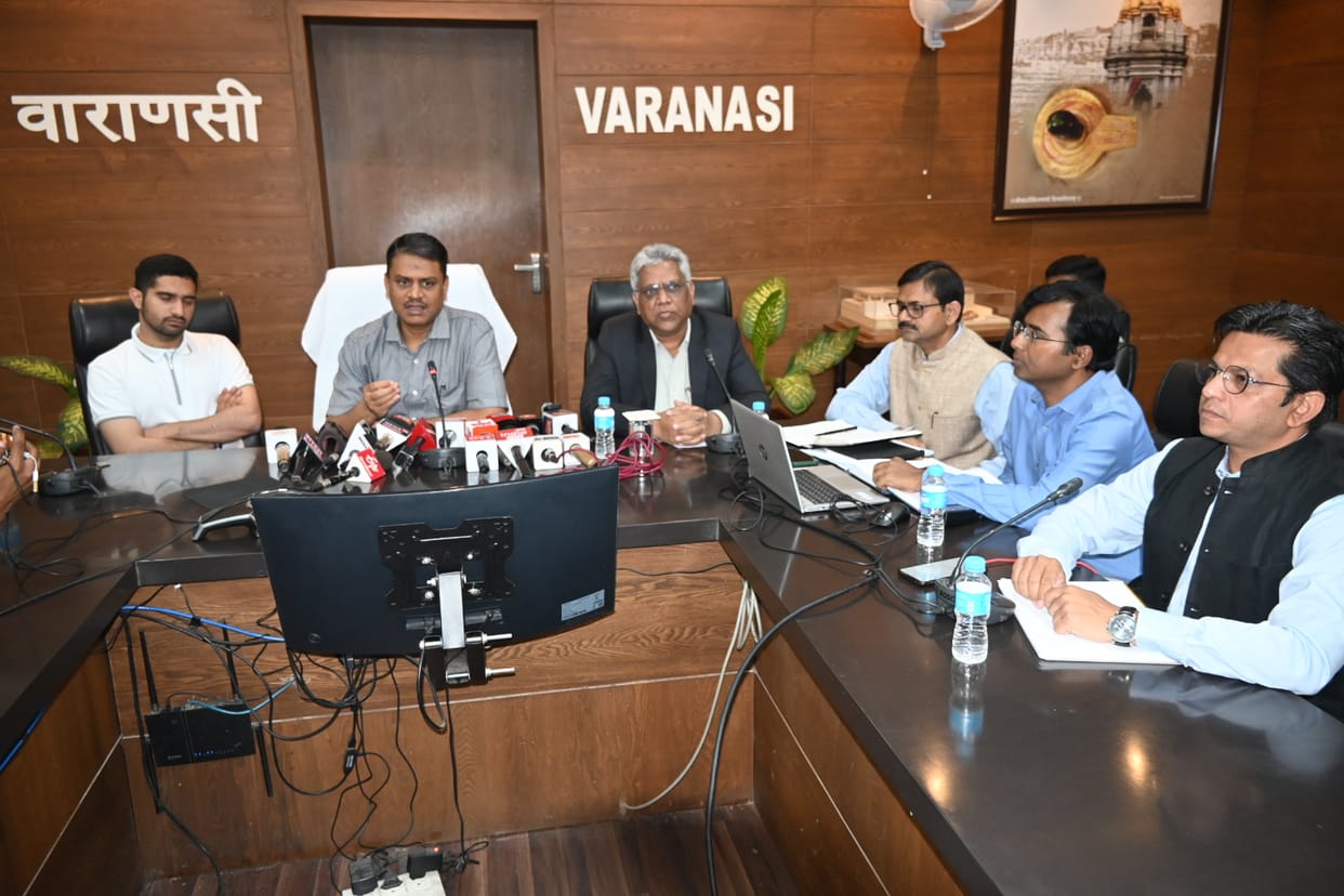 All debris will be removed from the city within 10 days through a campaign; the Urban Development and Energy Minister issued guidelines at a meeting held at the Circuit House.