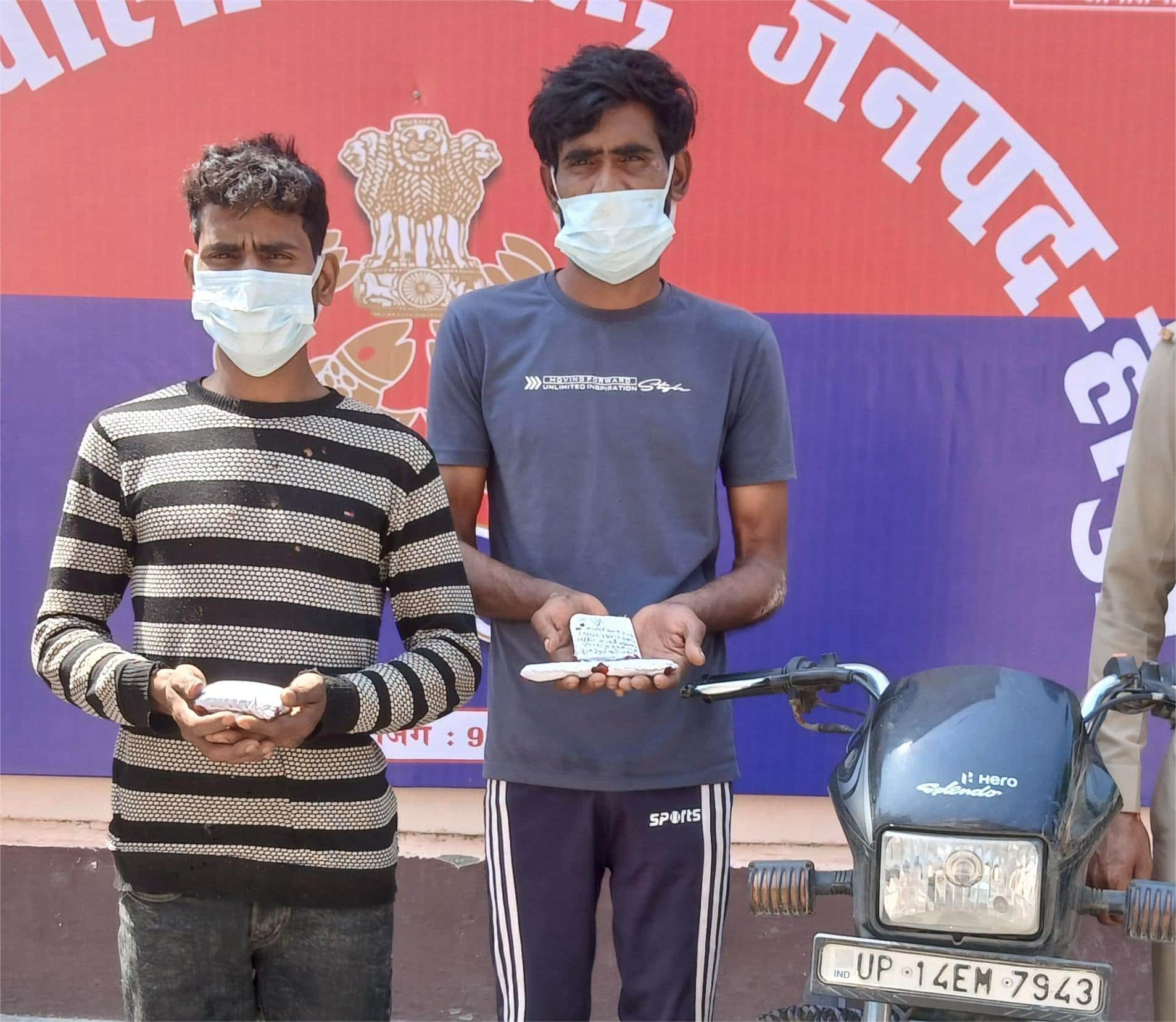 कोतवाली पुलिस ने पकड़े पर्स लूट के आरोपी। स्रोत पुलिस