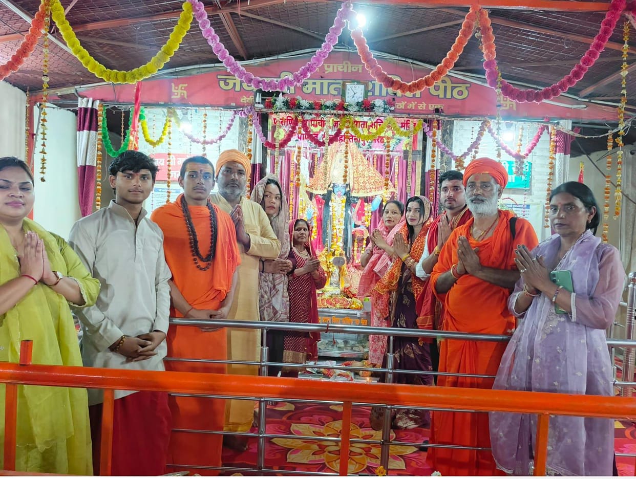All desires are fulfilled by worshipping Mahagauri.