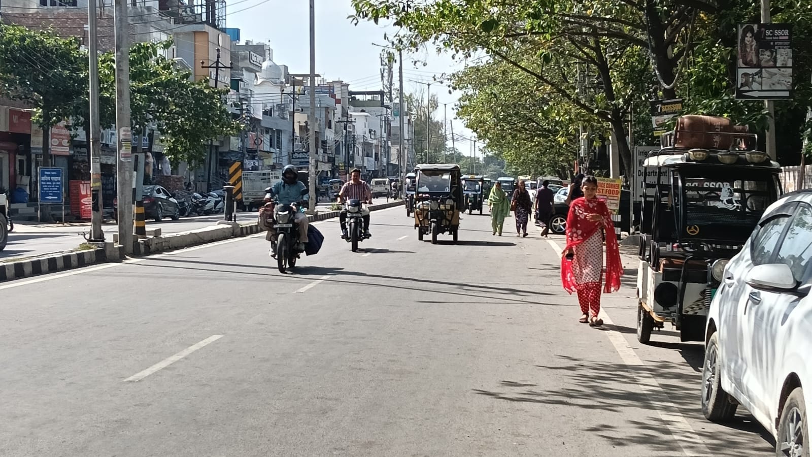 मौसम-  संवाद