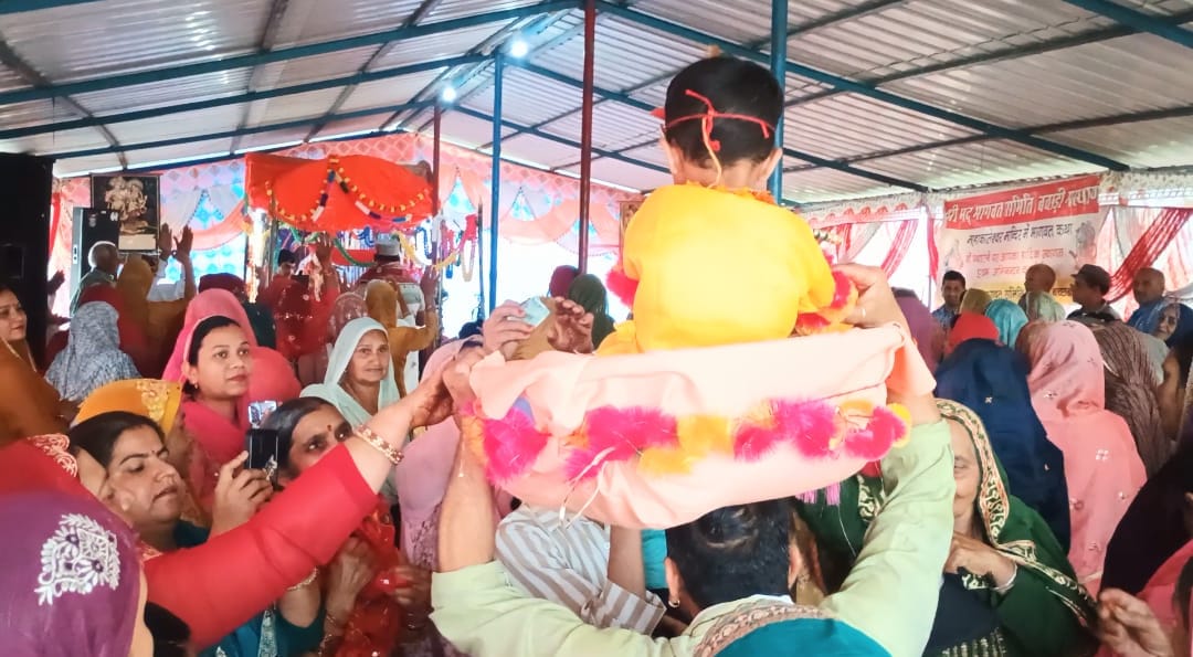 Narrated the story of the appearance of Lord Shri Krishna