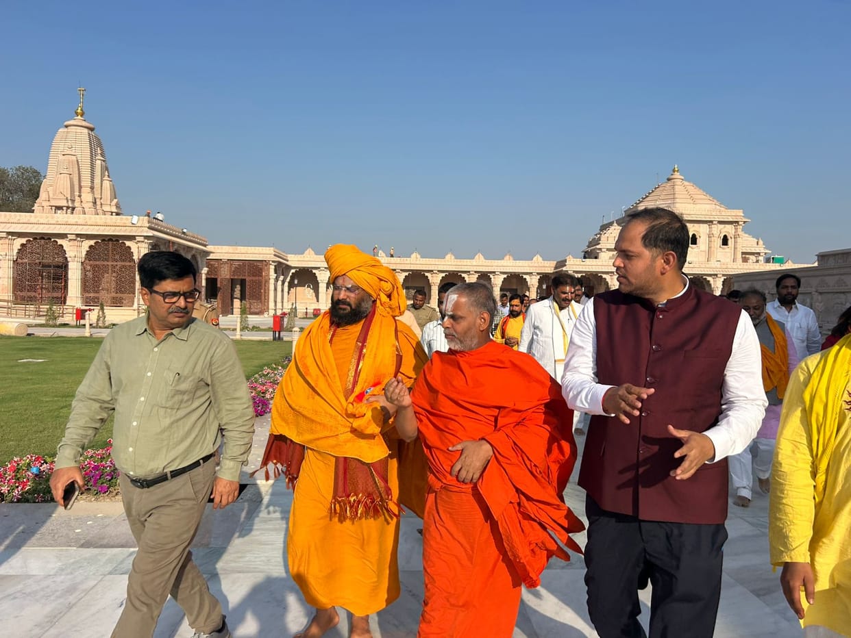 Shri Ram Janmotsav celebrated with great pomp in the presence of Jiyar Swami