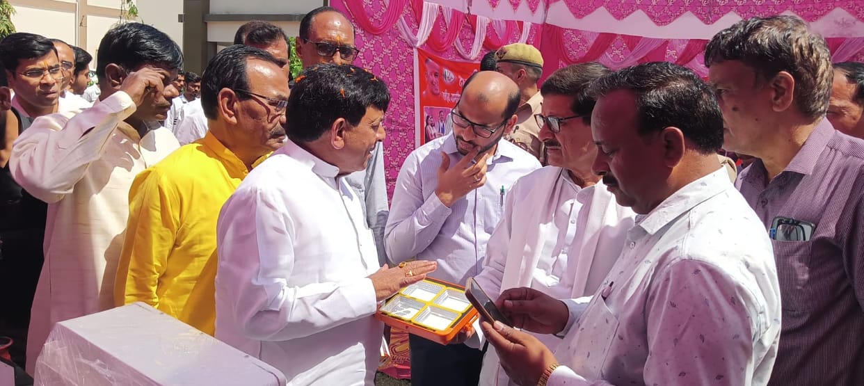 Uttar Pradesh is giving new impetus to the country's development: Agarwal