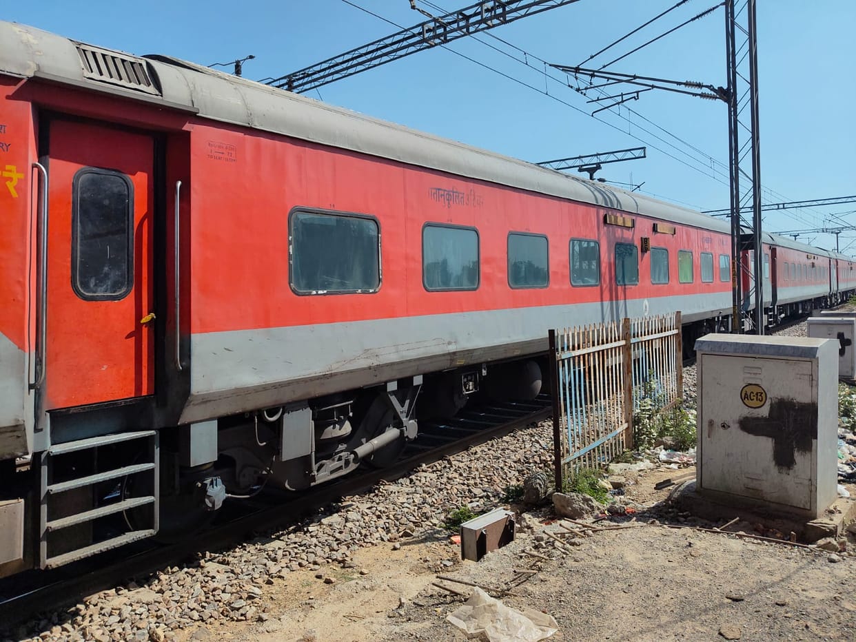 3 trains will be affected today, Delhi-Satrod will be cancelled tomorrow
