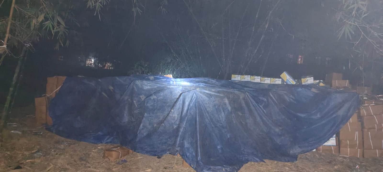 एसएसबी द्वारा जब्त किया गया केला