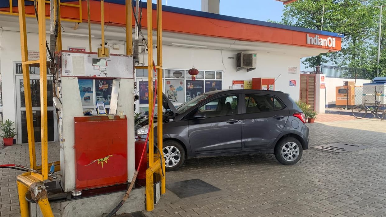 Strict action against black marketing... now stop giving petrol and diesel on credit to pump operators