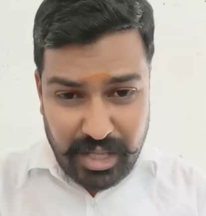 The High Court has stayed the suspension of the teacher who mimicked the Prime Minister