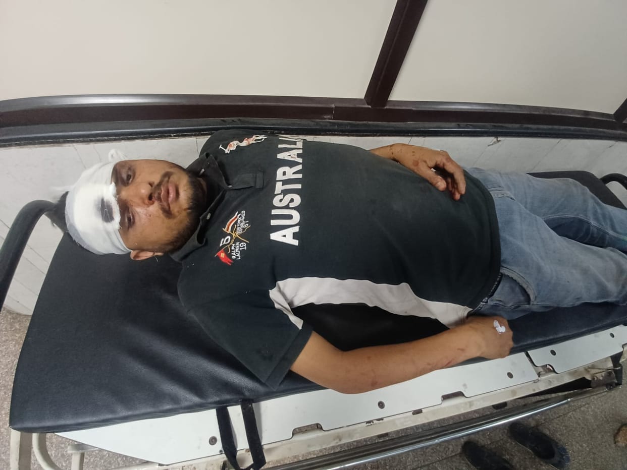12 People from Two Factions Injured in Retaliatory Brawl