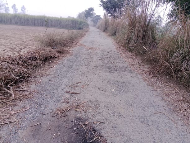 The road from Shivpuri to Rampur Grant is broken