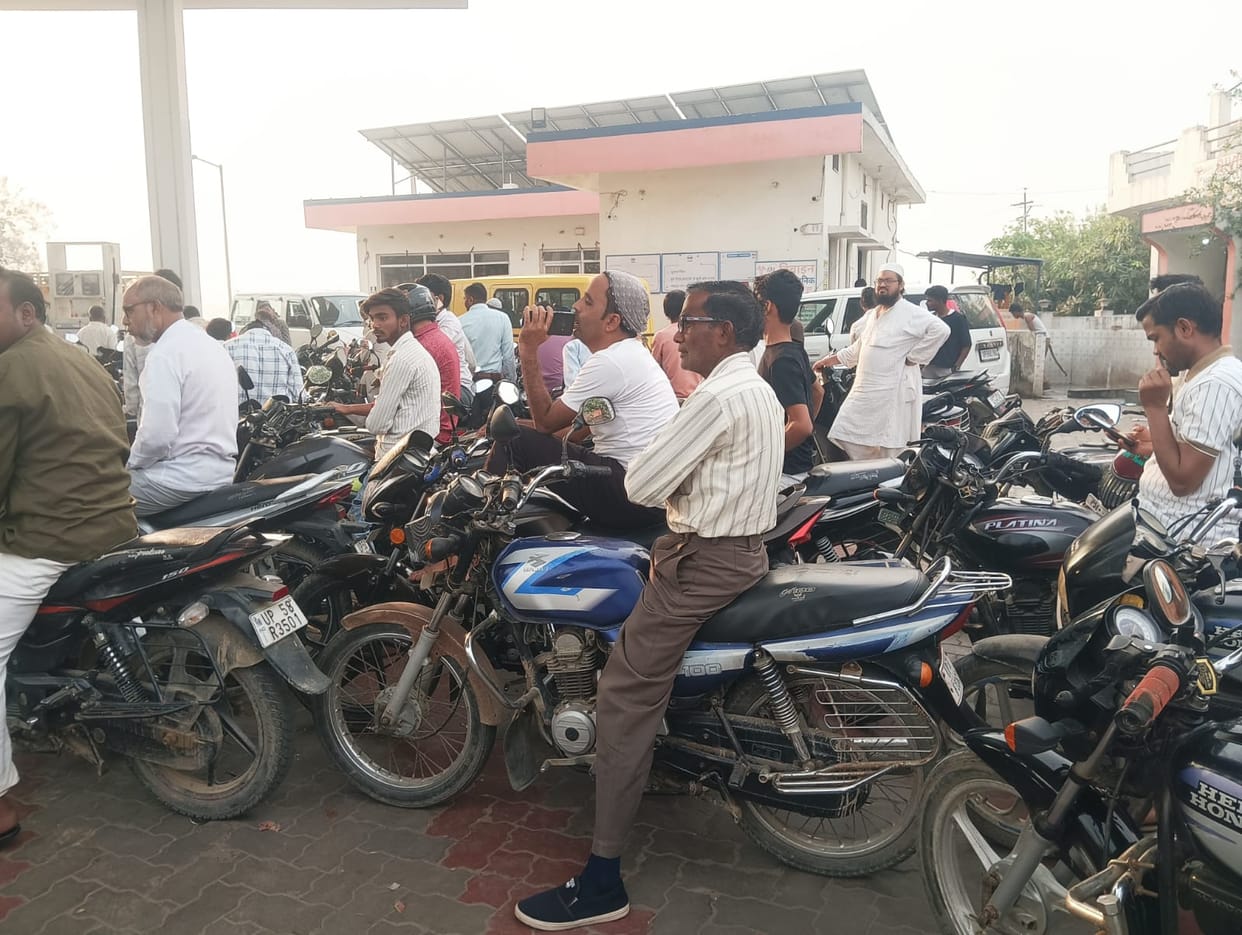 Scramble for petrol and diesel...lines forming at pumps since 4 am