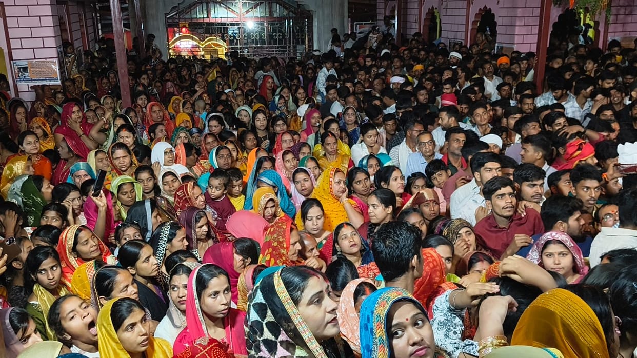 25,000 Devotees Paid Obeisance to Mother Kamakhya at Kamakhya Dham During the Mahanisha Puja