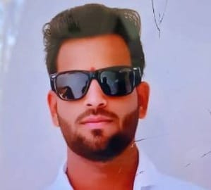 मृतक दुर्गेश