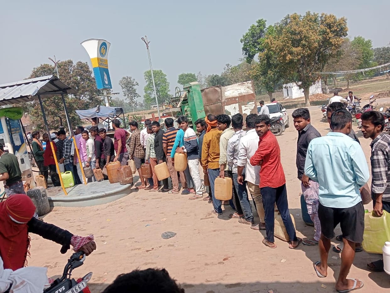 Crowds are gathering in rural areas as well, administration on alert
