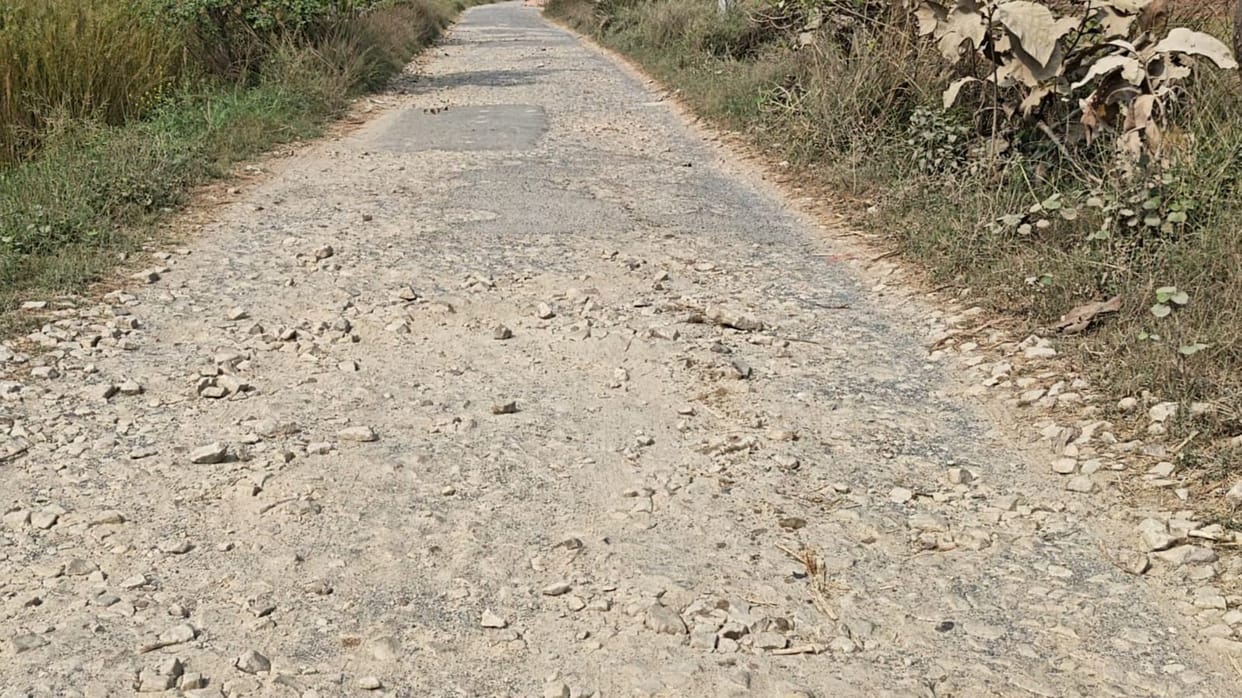 File for the repair of 180 roads approved; 250 roads will still have to be navigated through potholes