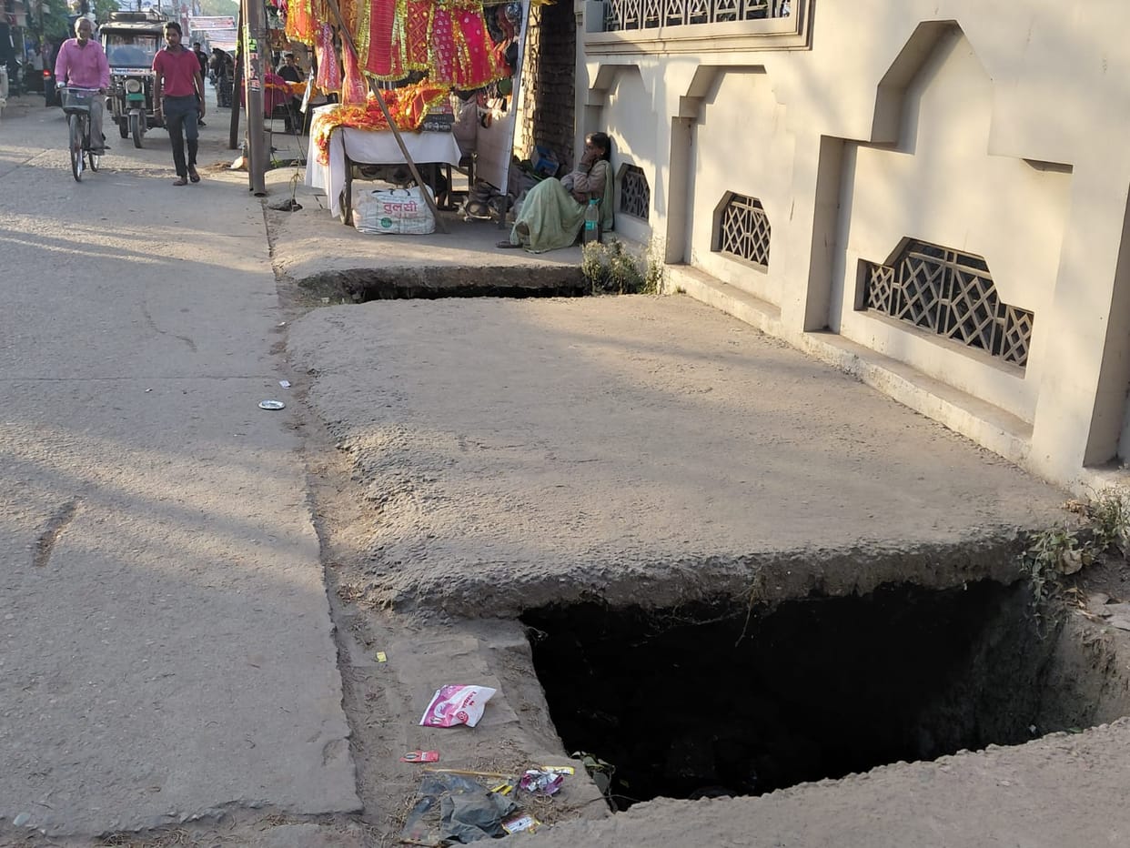 Open drains pose a risk of accidents, but those responsible remain silent.