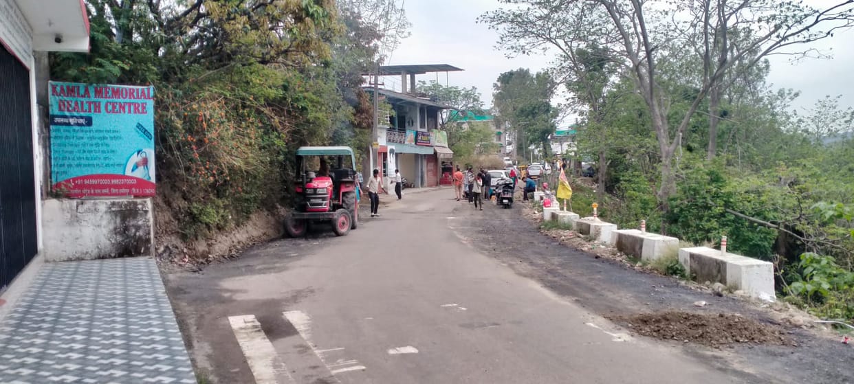 The expansion work of Bassi-Tikkari road will be completed in two days.