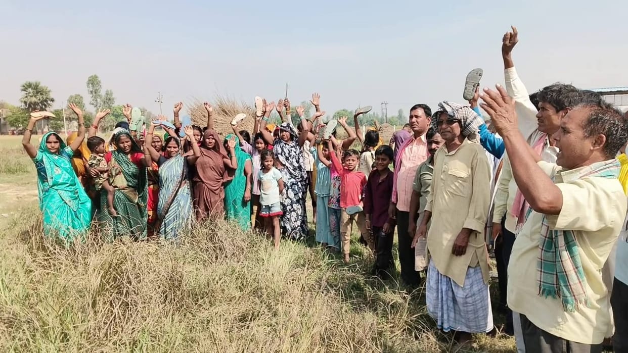Villagers Oppose Construction of Funeral Site on Barren Land
