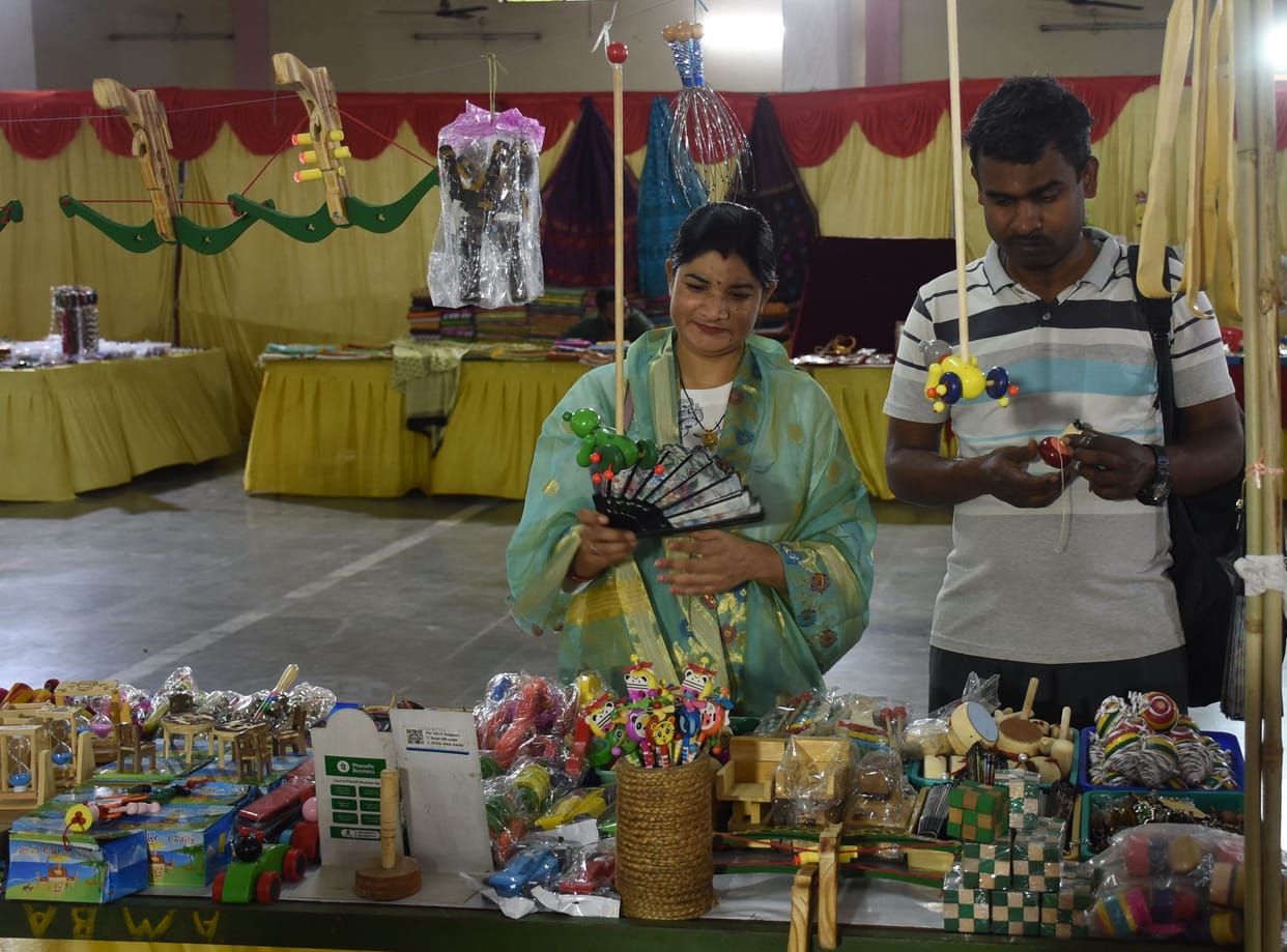 Showcase of Madhya Pradesh's Culture at the Handicrafts Exhibition