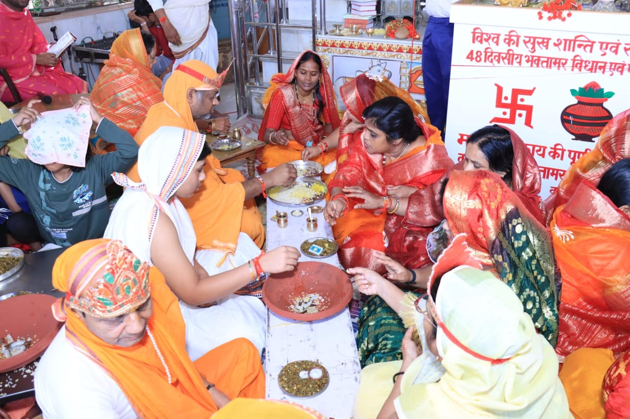 God is in the heart of every living being, there is a need to recognize Him: Bhav Bhushan Maharaj