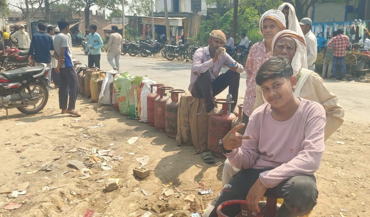 The LPG crisis has forced the closure of the 10-year-old Bhandara