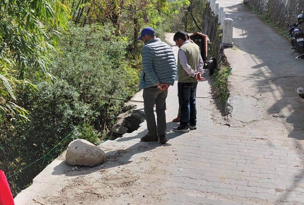 मंगला में डंगे का निर्माण कार्य शुरू: