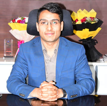 नवनियुक्त एडीसी डॉ. राहुल रईया।