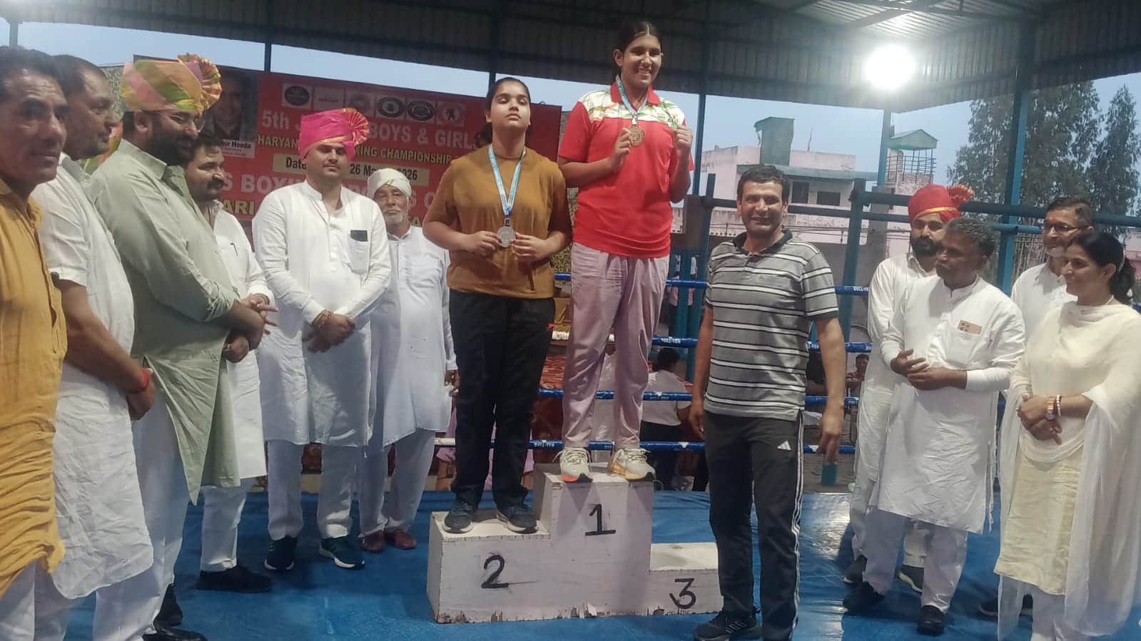 राजौंद । रजत पदक के साथ अदिति