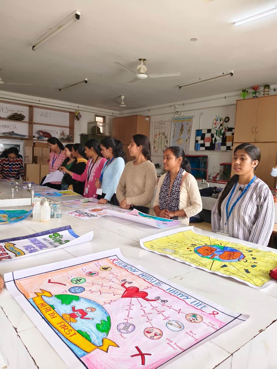 विक्रम बतरा कालेज पालमपुर में कार्यक्रम में भाग लेते छात्रस्त्रोत कालेज