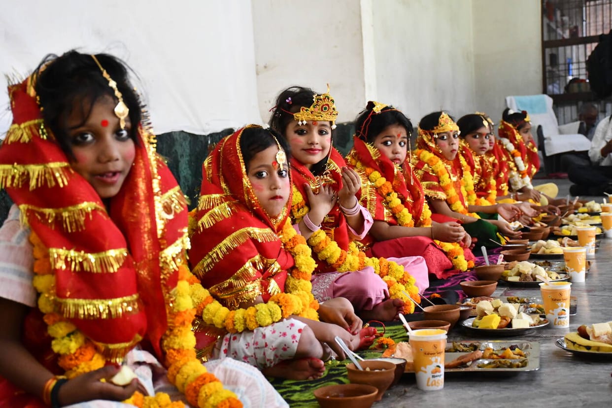 From homes to temples, one lakh girls were worshipped as goddesses