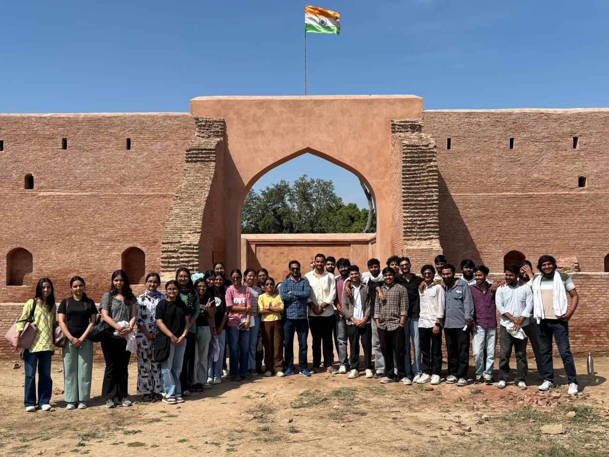 Students visited Kilajaffargarh