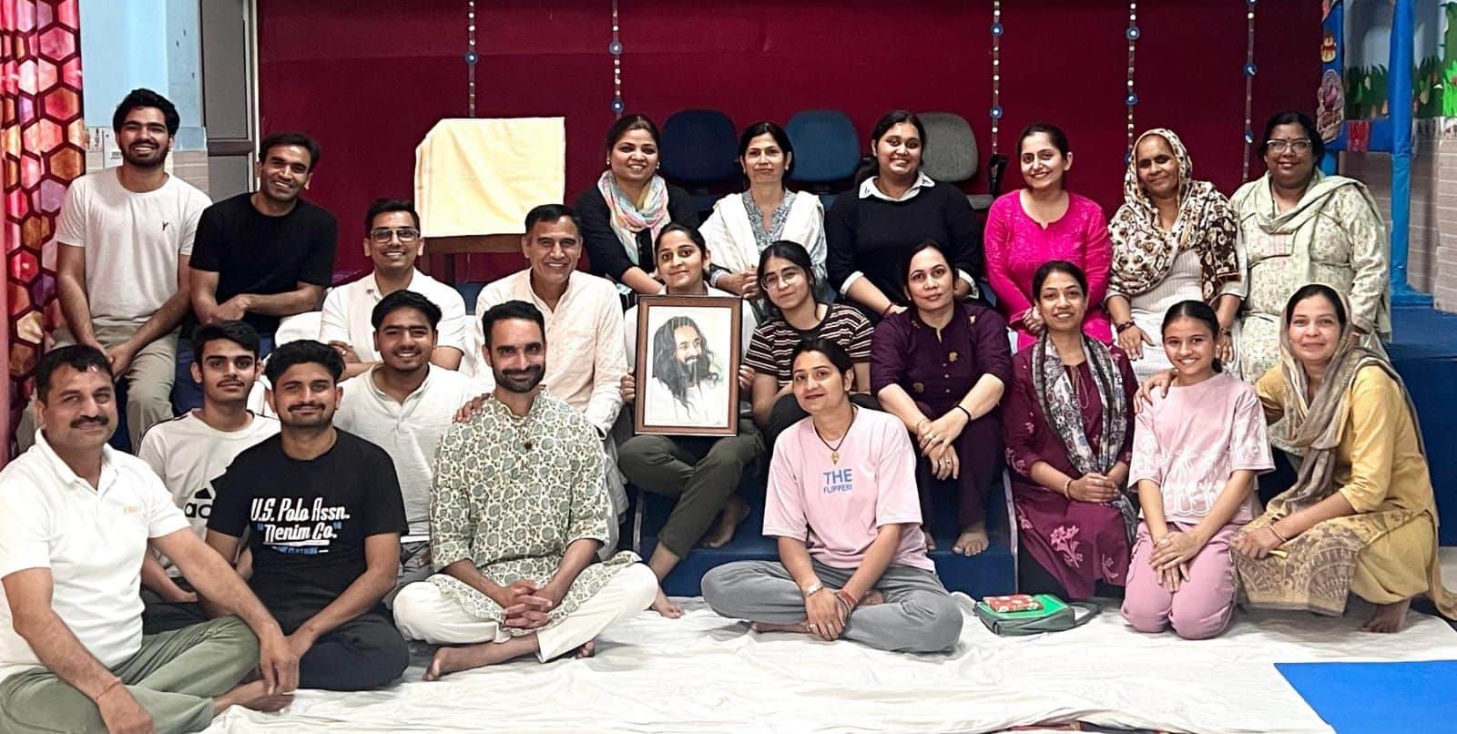 29जेएनडी26: हैप्पीनेस कार्यक्रम में मौजूद प्रतिभागी। स्रोत: आयोजक