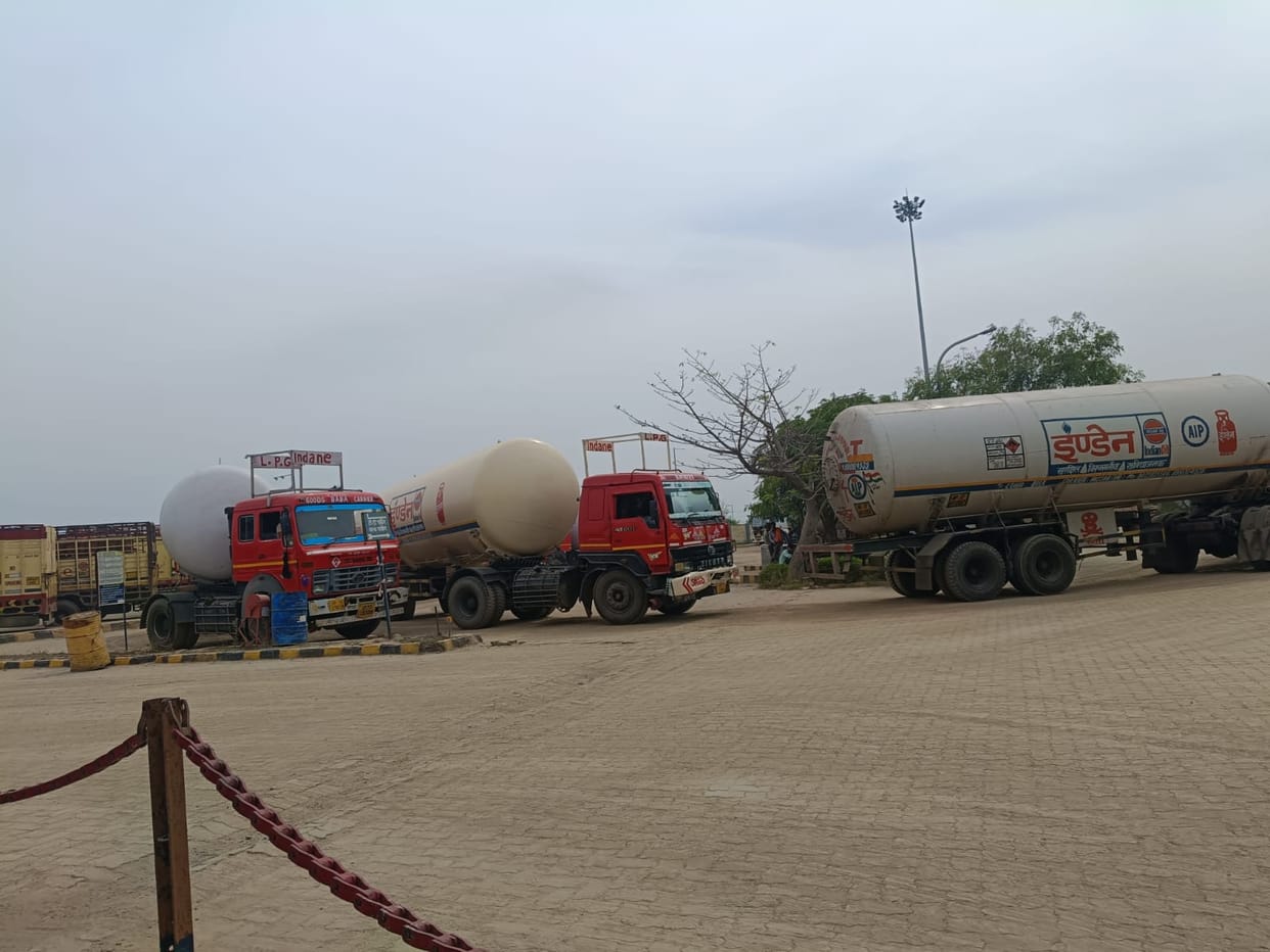 Gas supply to Andala plant again from Kandla and Mundra