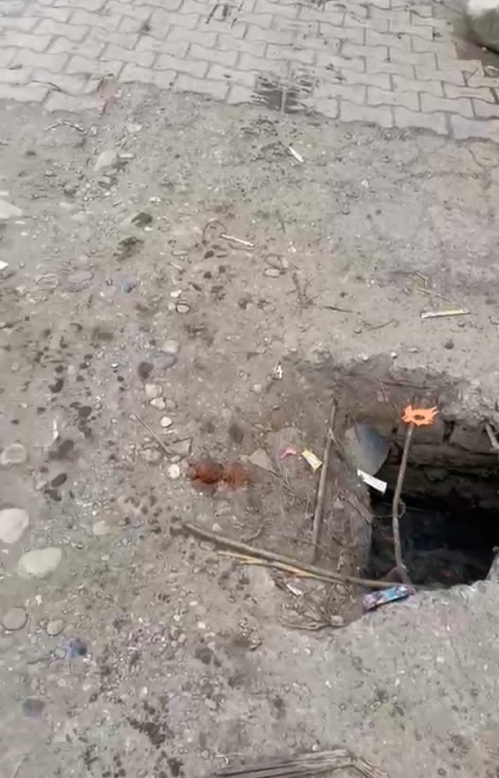 Commuters face difficulties due to a broken culvert in Chuharpur village